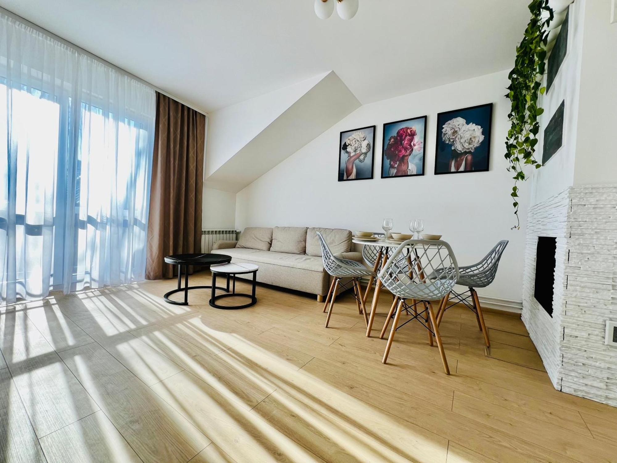 Apartament Wisteria Przemyśl Eksteriør billede